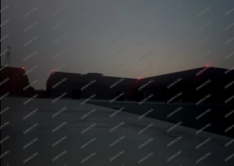 Laatste bedrijfscasus over Luzhou productiebasisproject, LED laagintensief luchtvaartobstructielamp