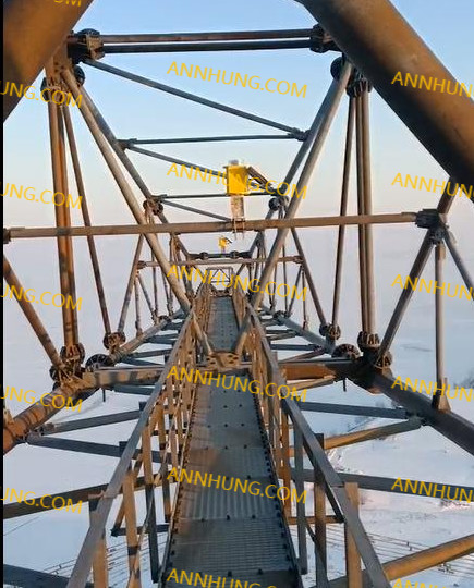 Laatste bedrijfscasus over Van de de Transmissielijn van 500KV xingfu-Yongyuan de Nieuwe Bouwproject, Zonne het Obstakellicht van de middelgroot-Intensiteitsluchtvaart